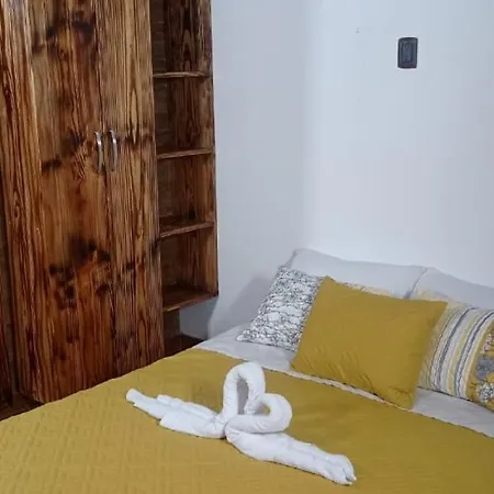 Departamento Tornquist Por Dia Apartamento Exterior foto